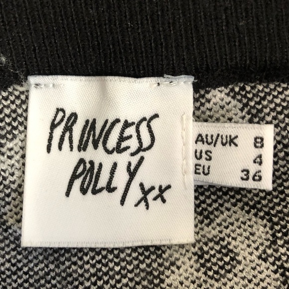 Princess Polly Adora Mini Skirt in Black with White Flowers - Picture 6 of 10